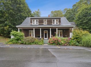10 Warren St, Hallowell, ME 04347
