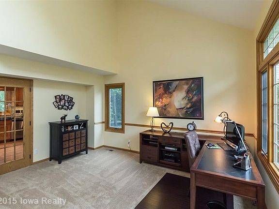 3rd image of 9202 Timberwood Dr