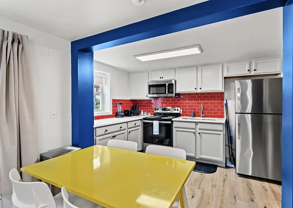 914 S Ocean Blvd — Photo 1
