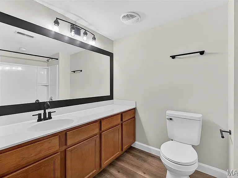 4103 Spring River Dr #4103 — Photo 1