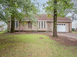 1212 Essex Ln, Sherwood, AR 72120