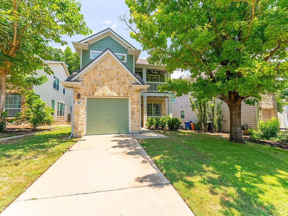 1st image of 1808 Village Oak Ct
