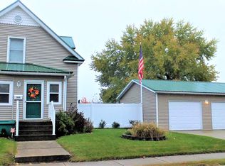 523 Laurel St, Mishawaka, IN 46544