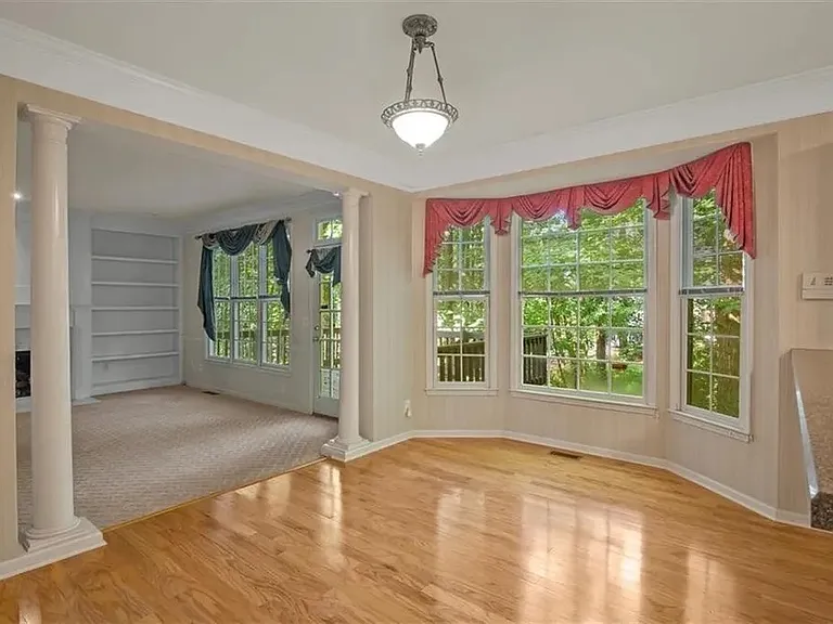 369 Patterson Rd — Photo 10