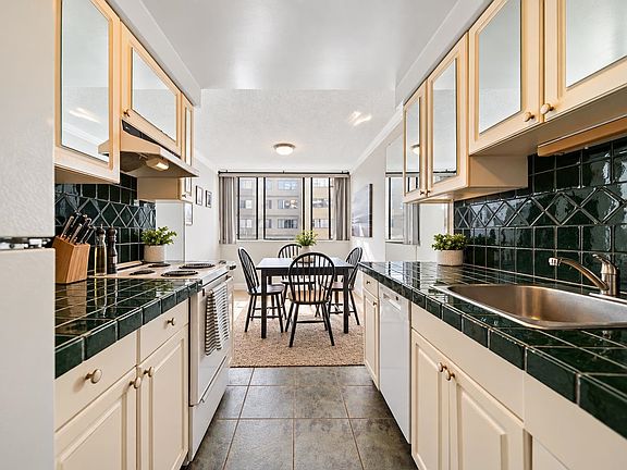 5th image of 1270 Robson St #803