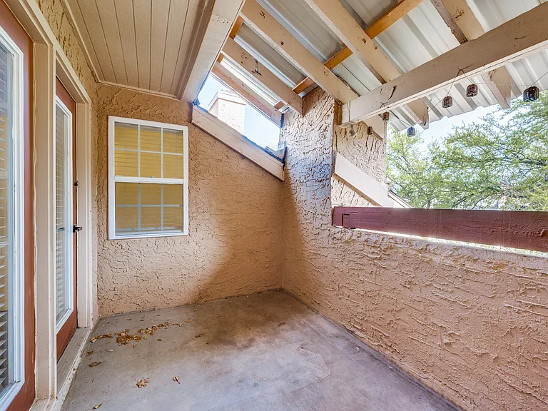 5550 Spring Valley Rd #E22 — Photo 9