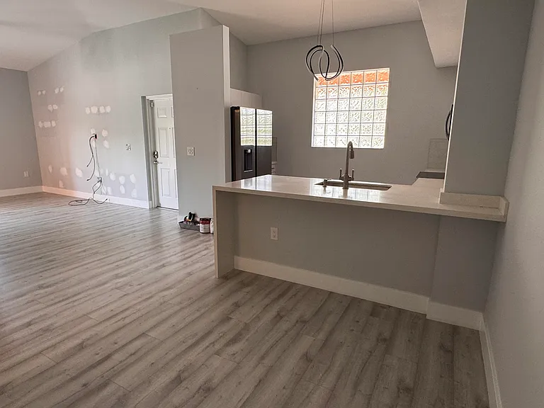 6936 SW 39th St #D203 — Photo 13