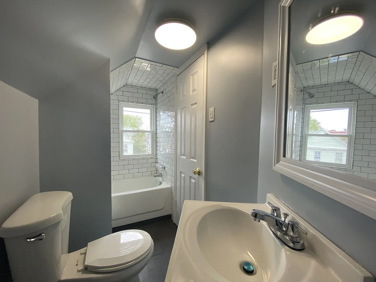 114 Joyce Kilmer Ave — Photo 4