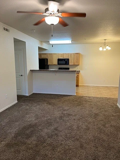 2 bed, 1116 sqft, $1,575 — Photo 3