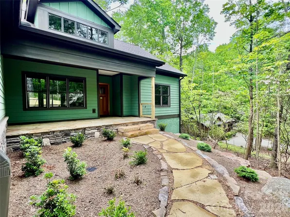 397 Soquili Dr, Brevard, NC 28712