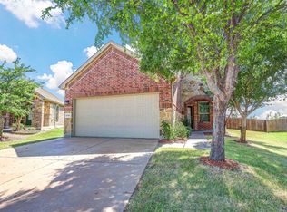 2725 Houston Wood Dr, Fort Worth, TX 76244