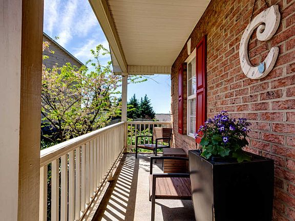 4th image of 6859 Avensong Ln