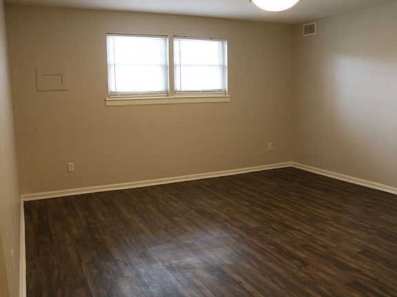 5th image of 3403-3405 Campbell St #2