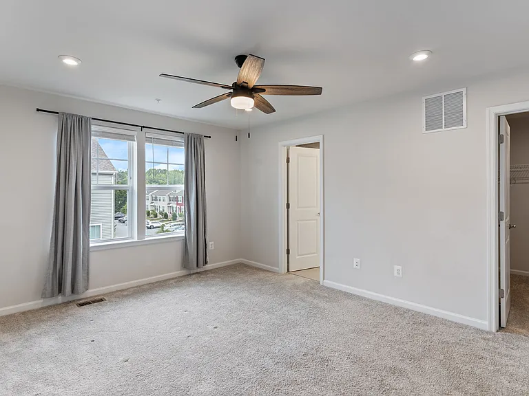 23450 Sugar Pine Ln — Photo 10
