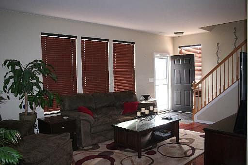 3rd image of 222 Parkside Dr #222