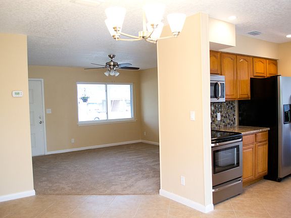 5th image of 4536 Revelstoke Dr