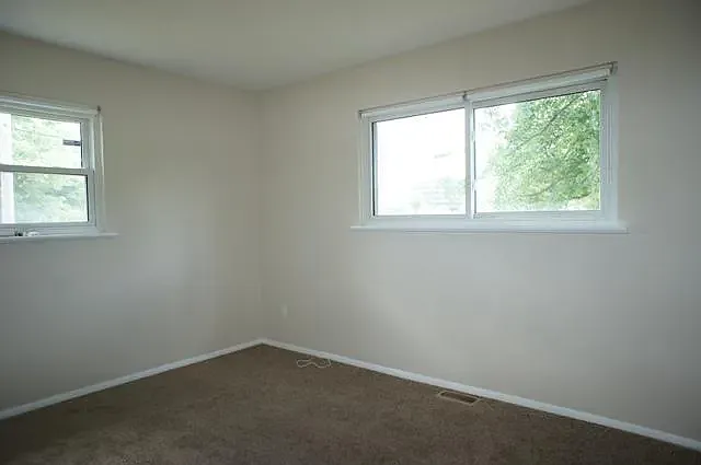 712 Fresno Rd — Photo 10