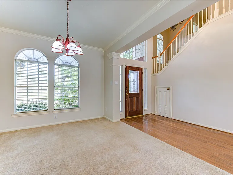 1107 Magnolia Woods Ct — Photo 7