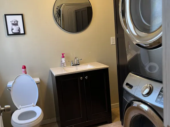 (undisclosed Address), Springfield, MA 01108