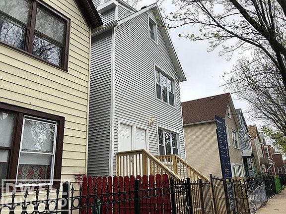 2nd image of 1741 N Artesian Ave