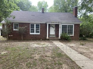 209 E 7th St, Trenton, TN 38382