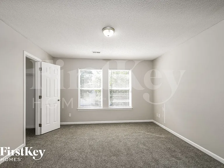 16700 Aulton Dr — Photo 9