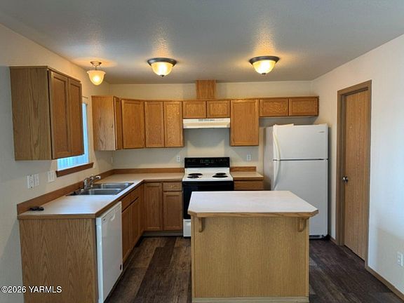 2nd image of 104B E Home Ave