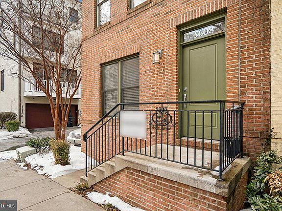 2nd image of 5608 44th Ave
