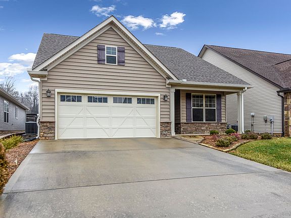 2nd image of 12051 Woodhollow Ln