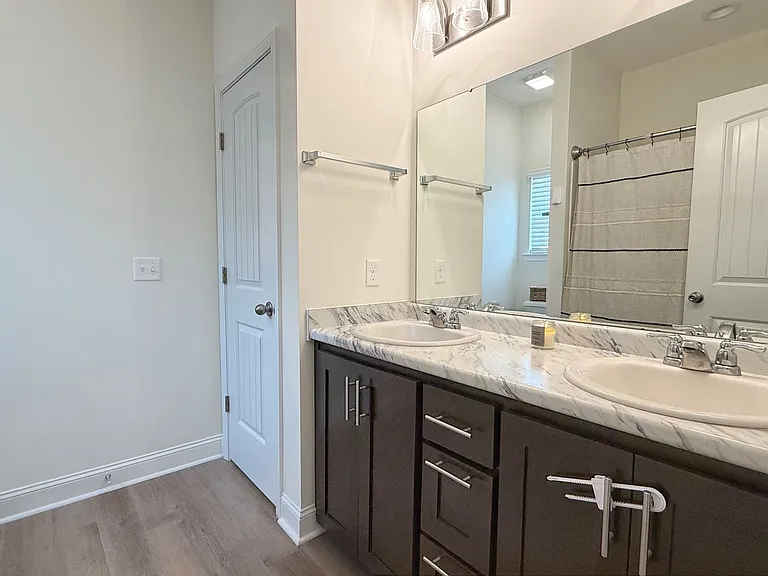 364 McClelland Rd NE — Photo 13