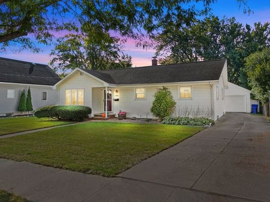 1343 W Franklin St, Appleton, WI 54914