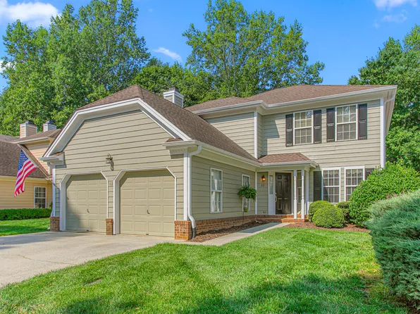 112 Gene Sarazen Dr, Mebane, NC 27302