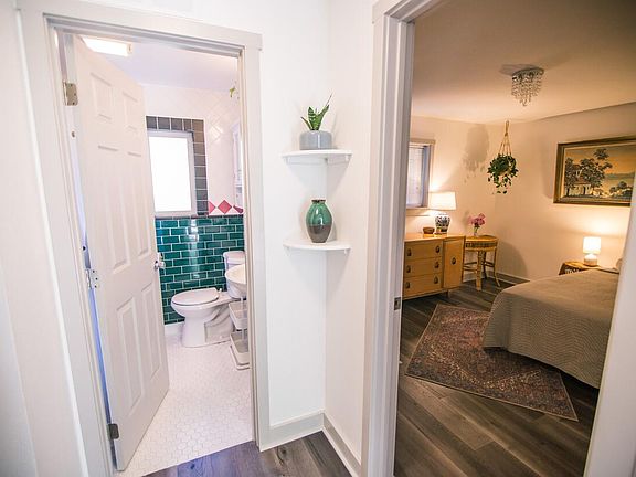 4th image of 718 S 19th St #718