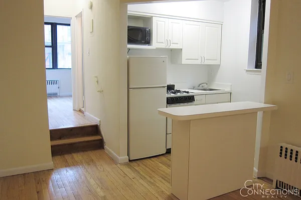 Rented by City Connections Realty | media 39