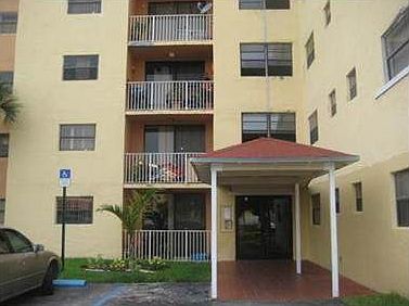 5th image of 8185 NW 7th St APT 502