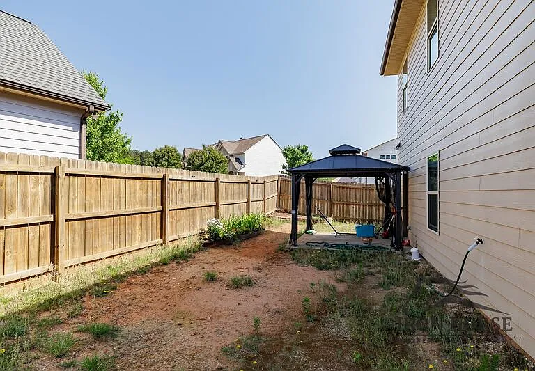 484 Park West Blvd — Photo 32