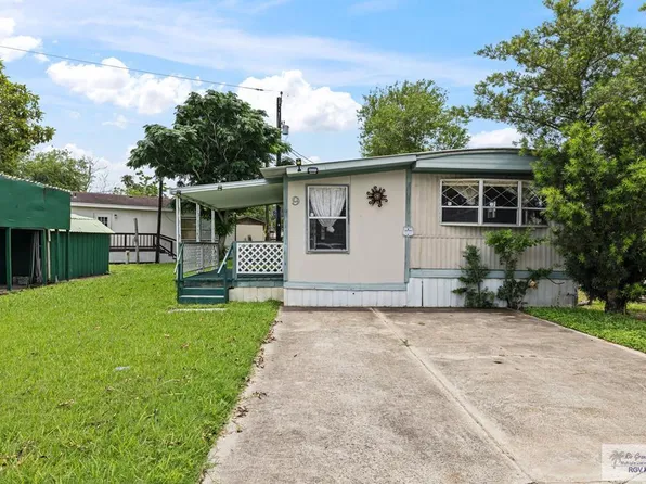 9 N Indian Lake Dr, Los Fresnos, TX 78566