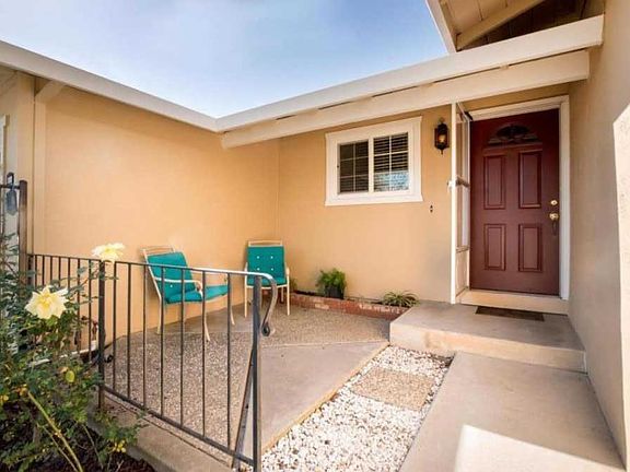 4th image of 2377 Renfield Way
