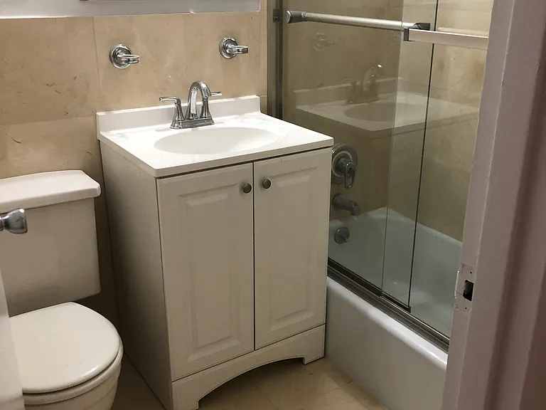 511 E 80th St #3K — Photo 7