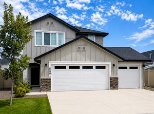 6990 W Grand Rapids Dr, Meridian, ID 83646