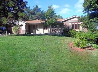 3897 Kearney Dr NE, Grand Rapids, MI 49525