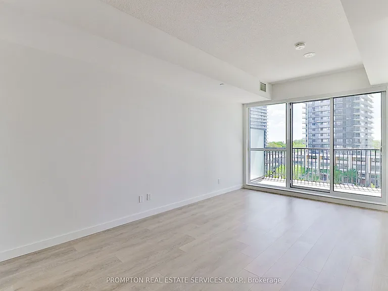 18 Esther Shiner Blvd #610 — Photo 13