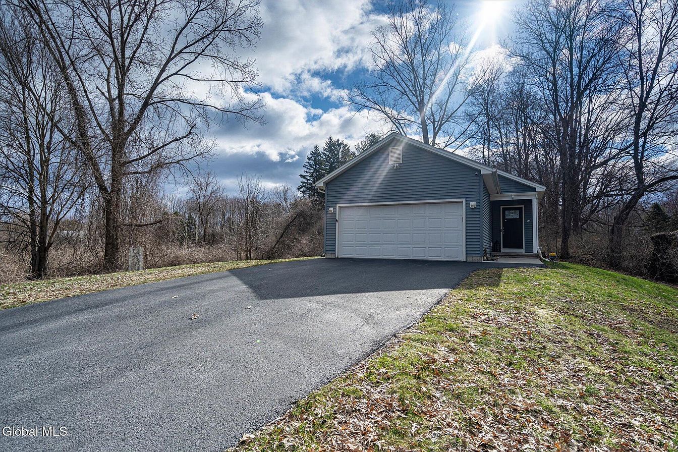 1st image of 56 Meadowbrook Road