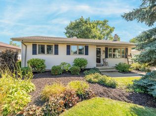 2512 S Eric Dr, Appleton, WI 54915