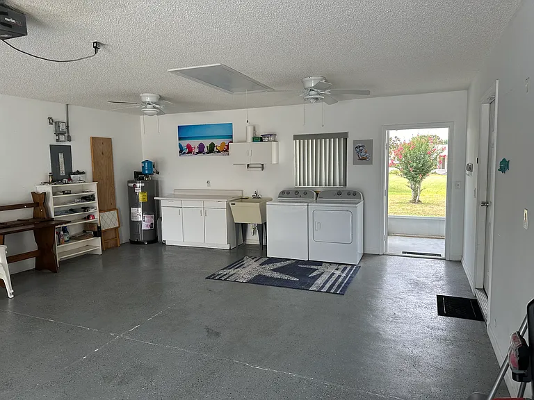 Garage - 2 Car
