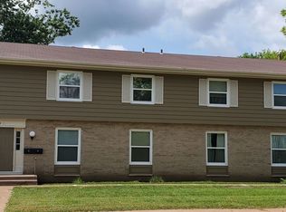 2814 Thomas Dr #5, Eau Claire, WI 54701