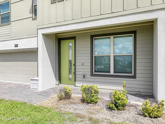 2nd image of 495 Strand Dr