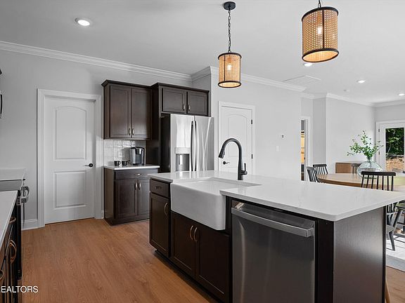 4th image of 7383 Sun Blossom Ln #102