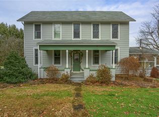 383 Glendale Rd, Beaver Falls, PA 15010