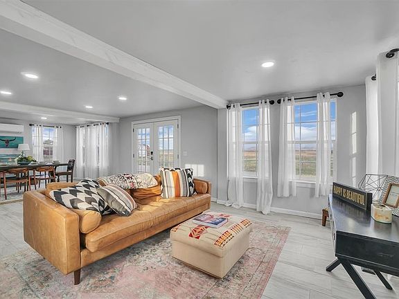3rd image of 14539 N 2078th Pl